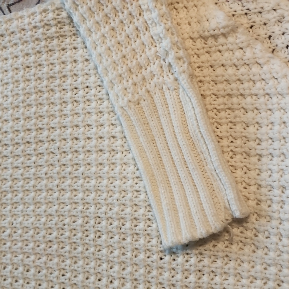 Sweater - Picture 3 of 3